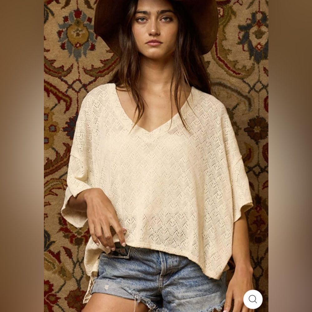 SALE! Cream Bucket List Wide Cut Cropped Sweater Size L EUC - Picture 6 of 6